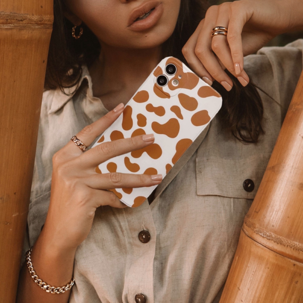 Giraffe Case