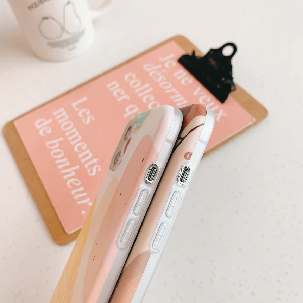 MoonCases_Iphone-Case_Watercolor-Burgundy_4